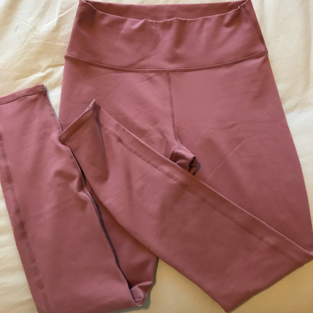 High Waisted Powerhold Leggings